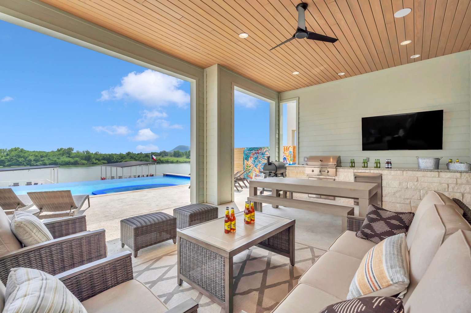 Kingsland Vacation Rental