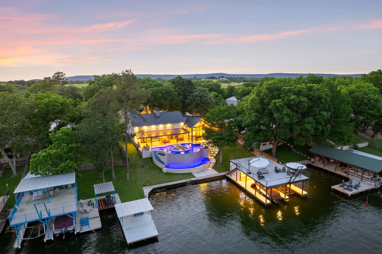 Kingsland Vacation Rental