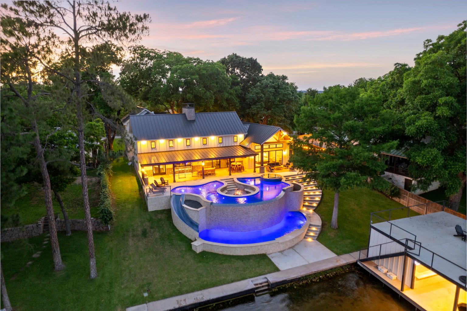 Kingsland Vacation Rental