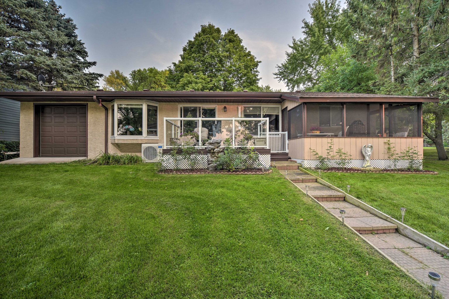 Hugo Vacation Rental