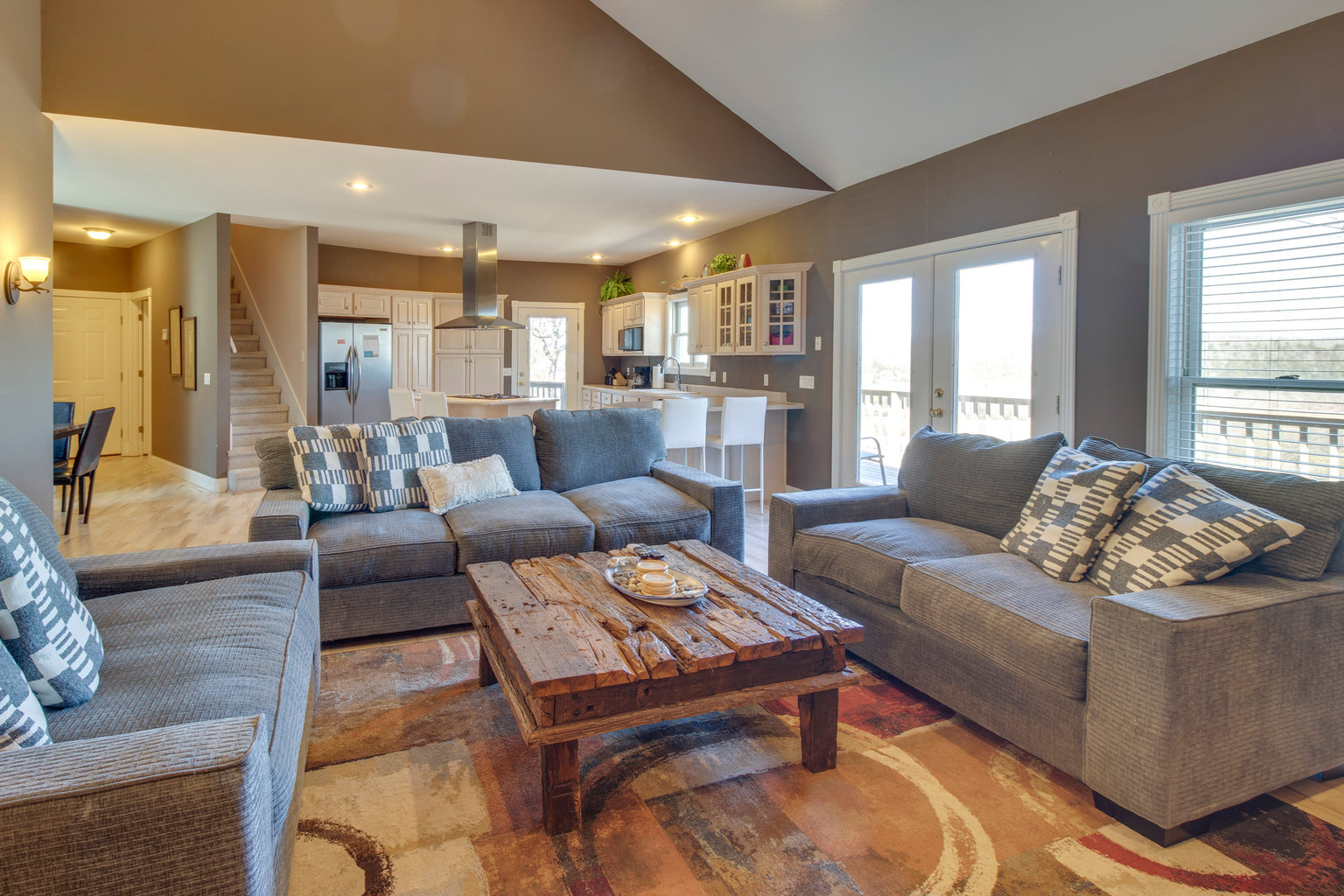 Flippin Vacation Rental