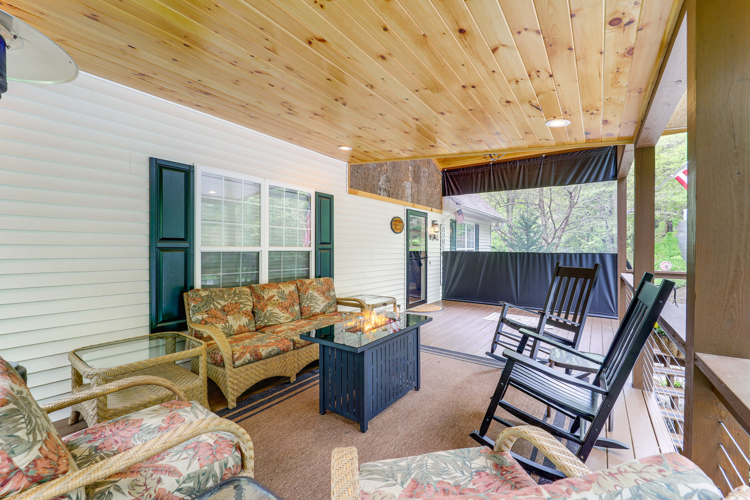 Newland Vacation Rental