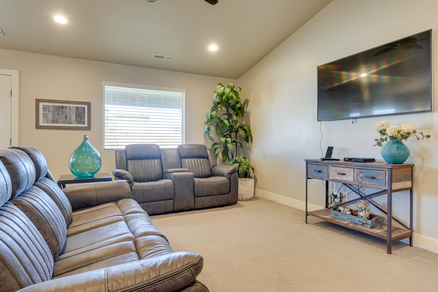 Hurricane Vacation Rental