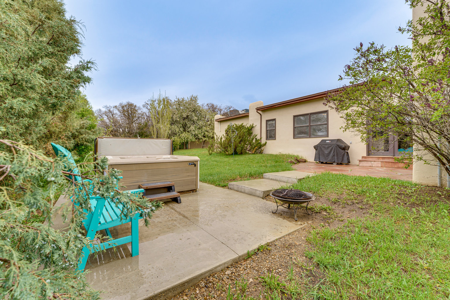 Arroyo Seco Vacation Rental