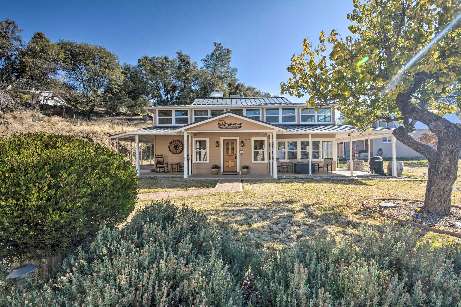 Mariposa Vacation Rental