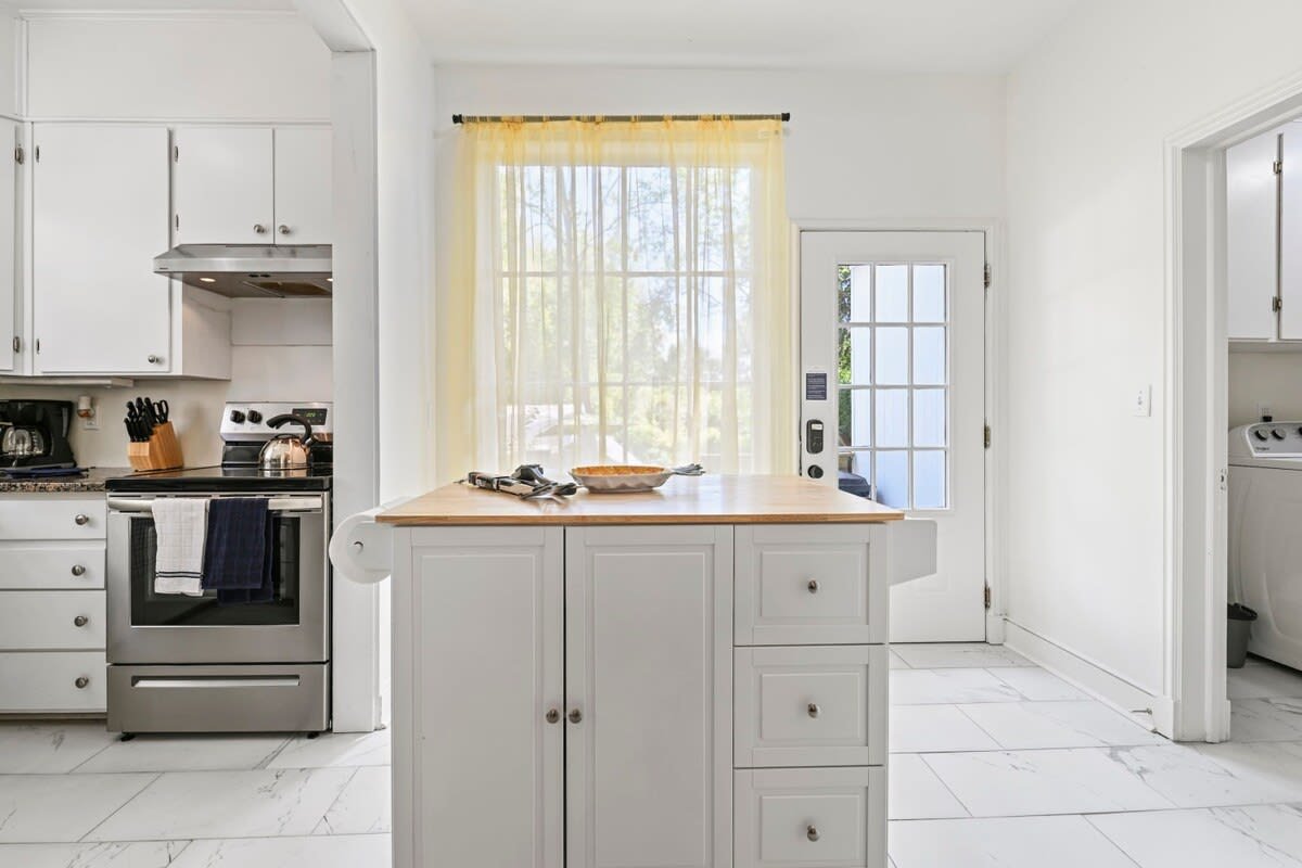 Montgomery Vacation Rental