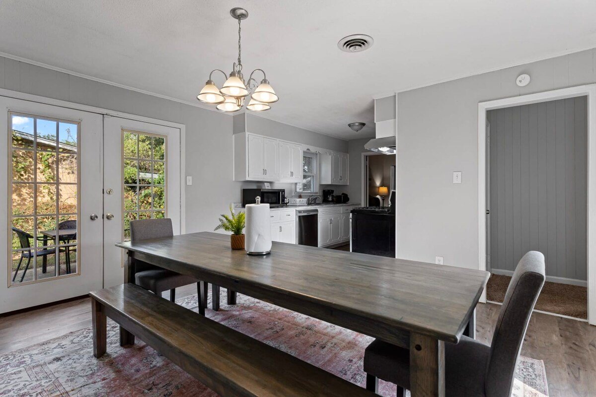 Montgomery Vacation Rental