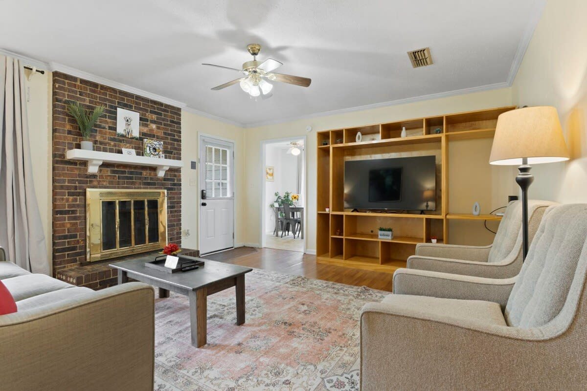 Montgomery Vacation Rental