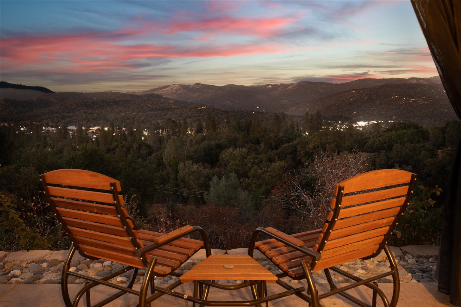 Oakhurst Vacation Rental