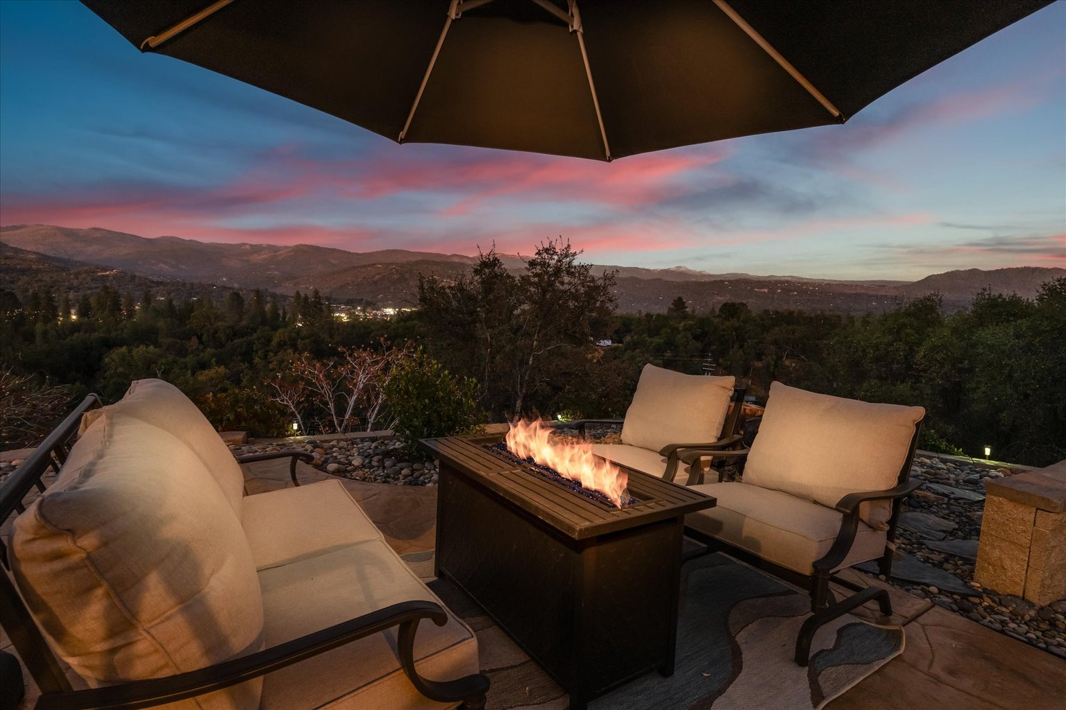 Oakhurst Vacation Rental