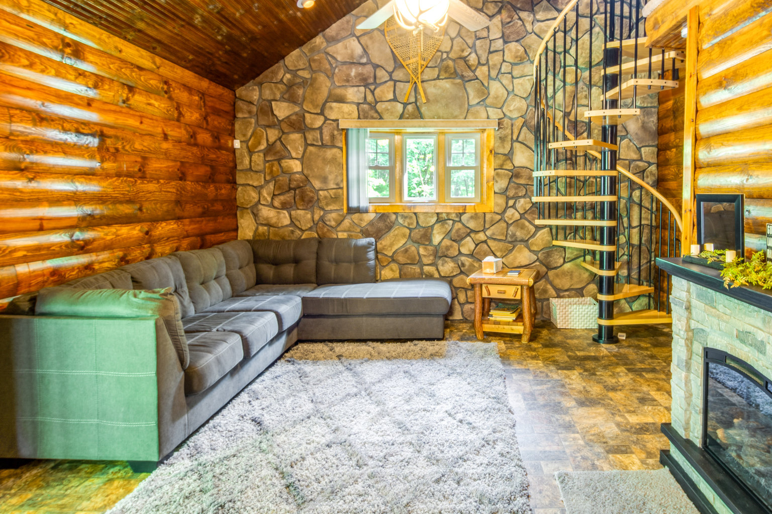 Fallentimber Vacation Rental