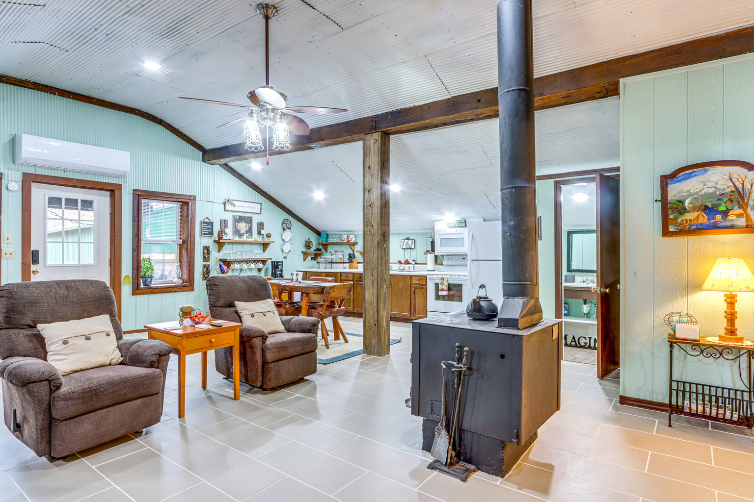 Elkins Vacation Rental