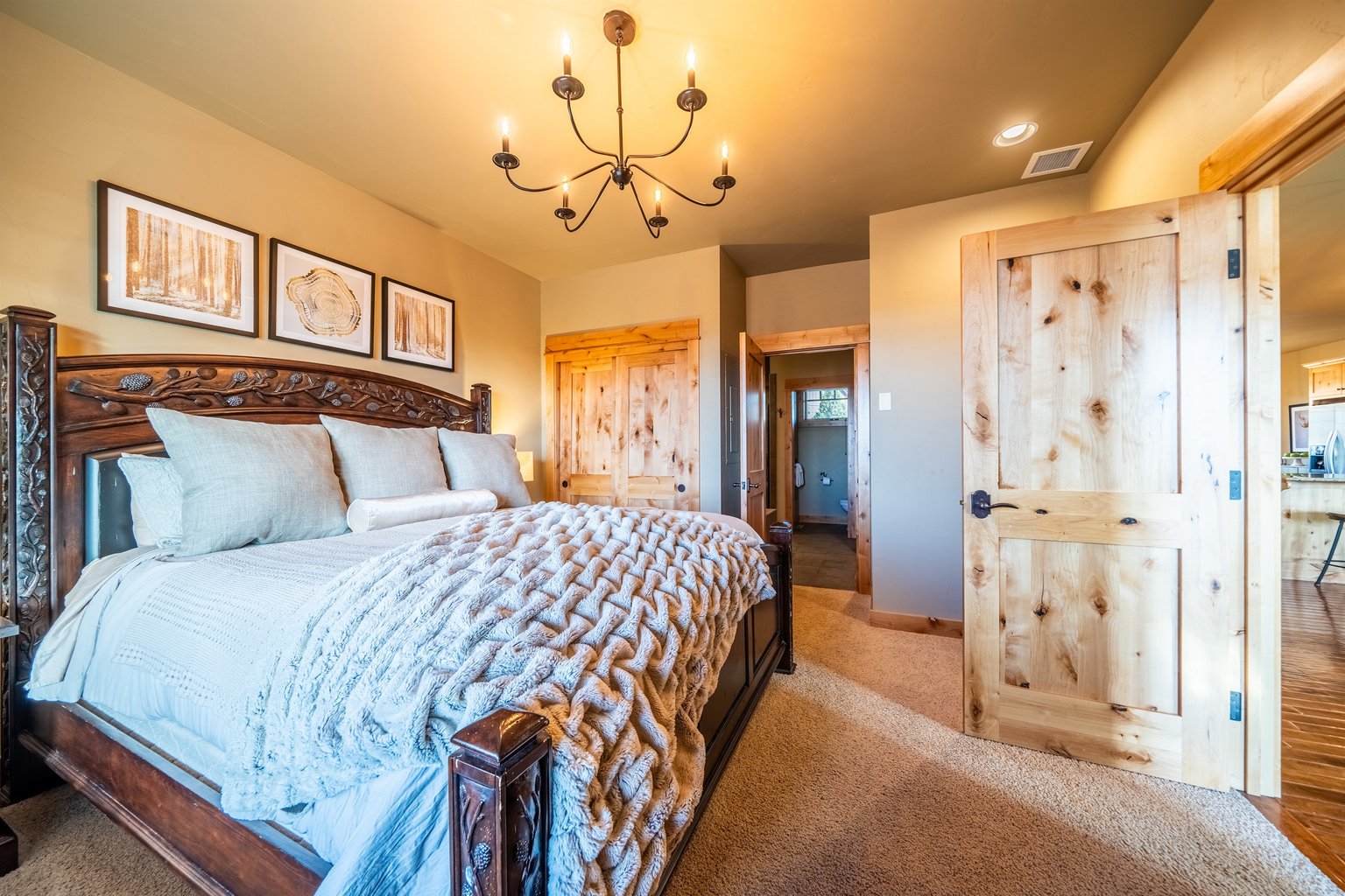 Powell Butte Vacation Rental