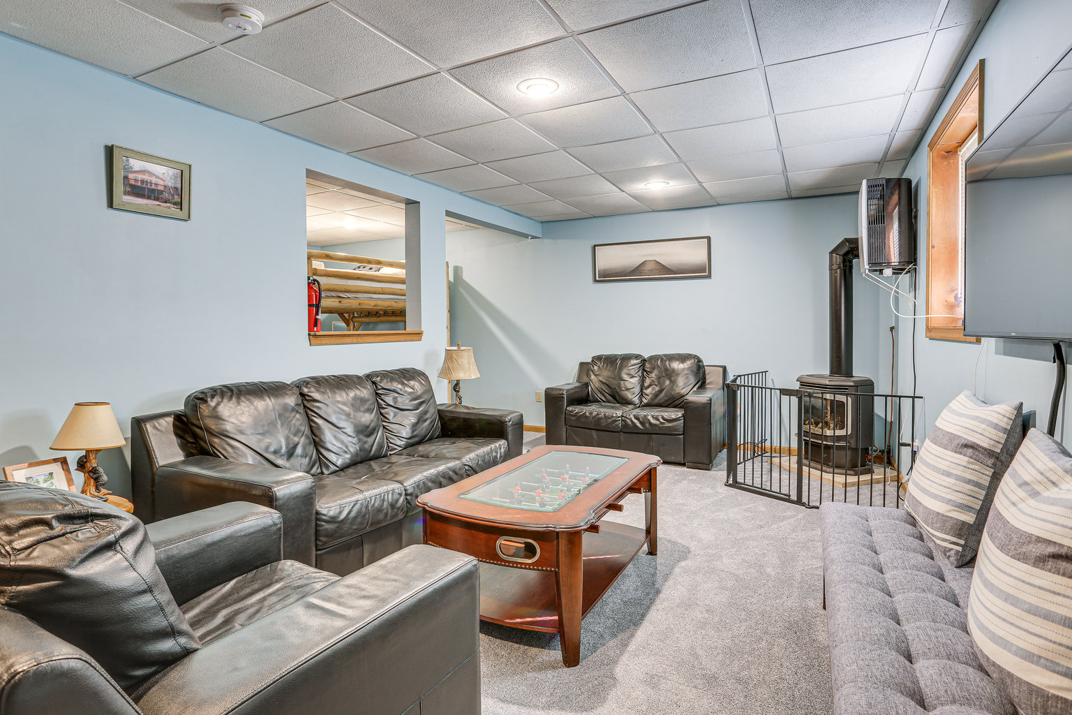 Lake Ariel Vacation Rental