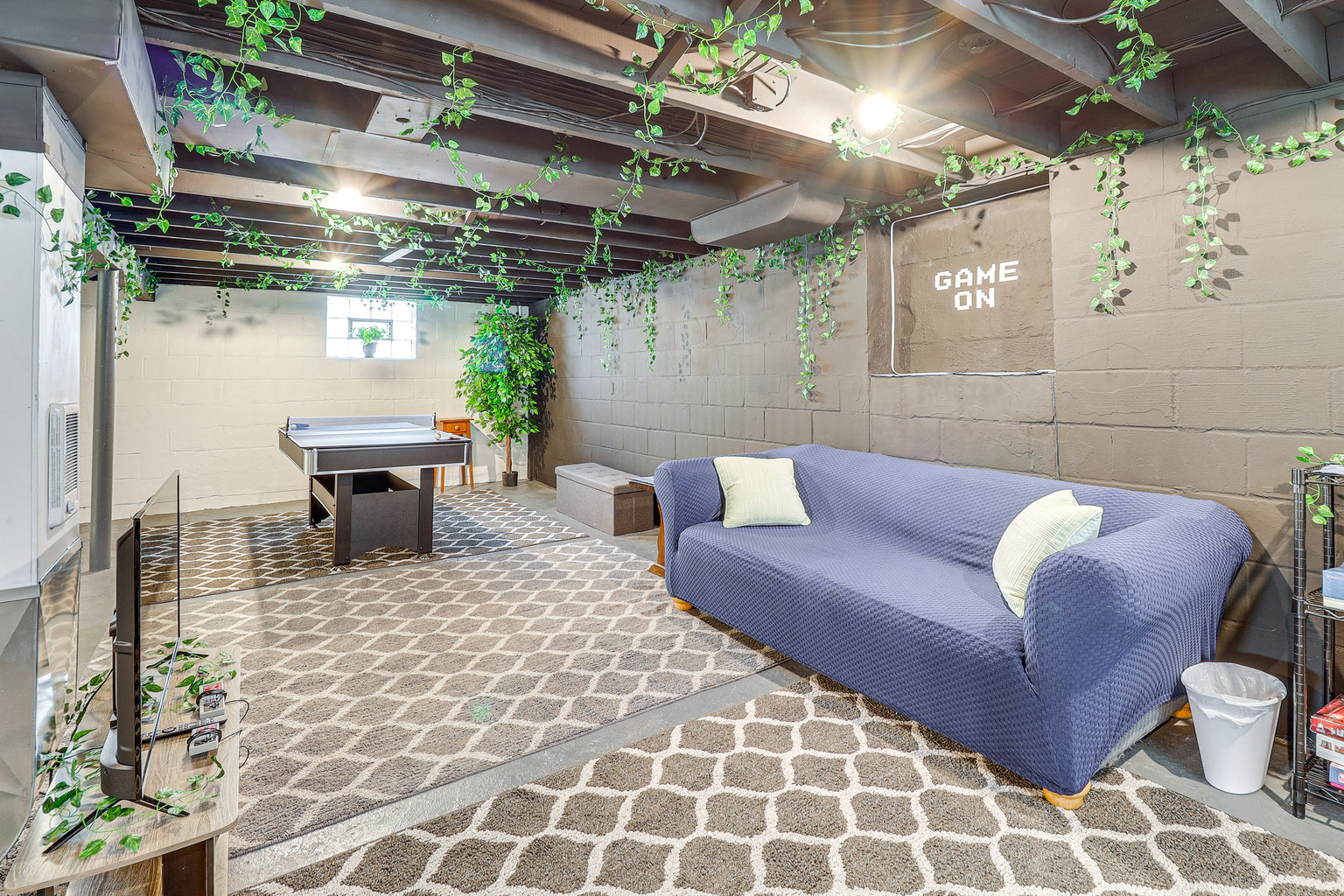 West Mifflin Vacation Rental