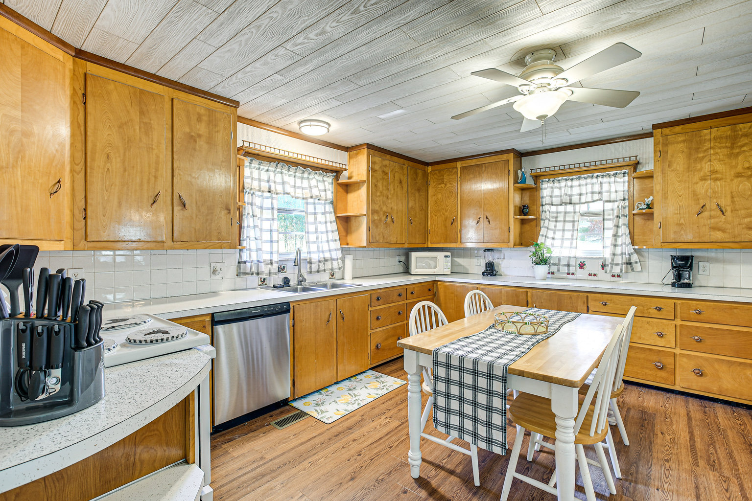 Davisville Vacation Rental