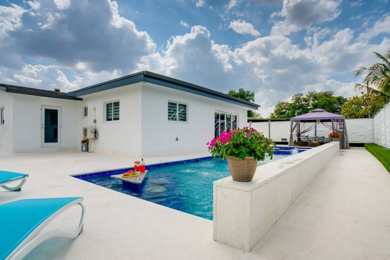 Hollywood Vacation Rental