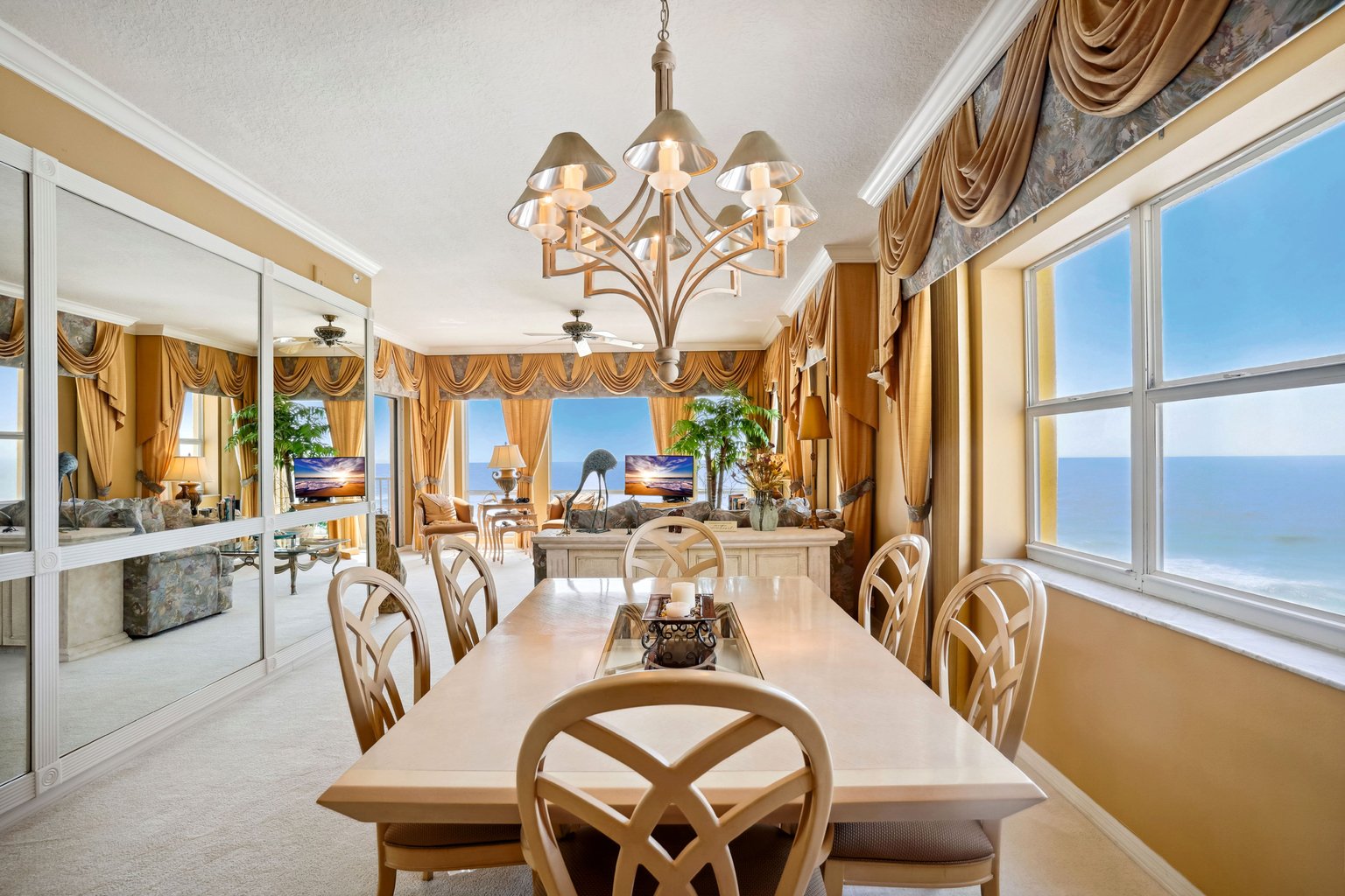 N. Redington Vacation Rental