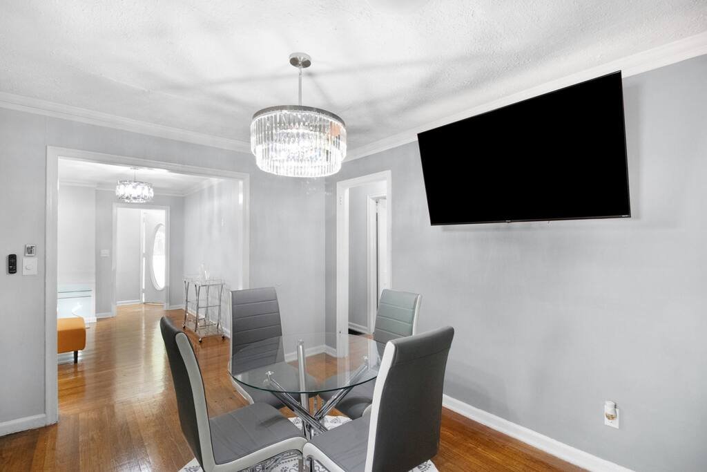 Candler-McAfee Vacation Rental