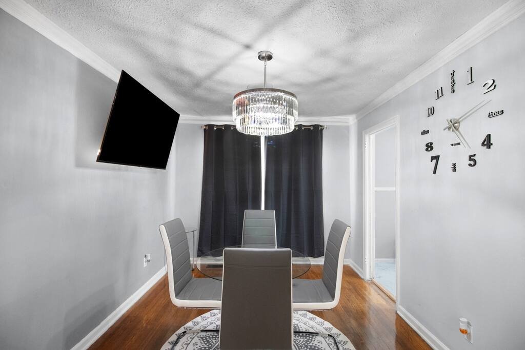 Candler-McAfee Vacation Rental