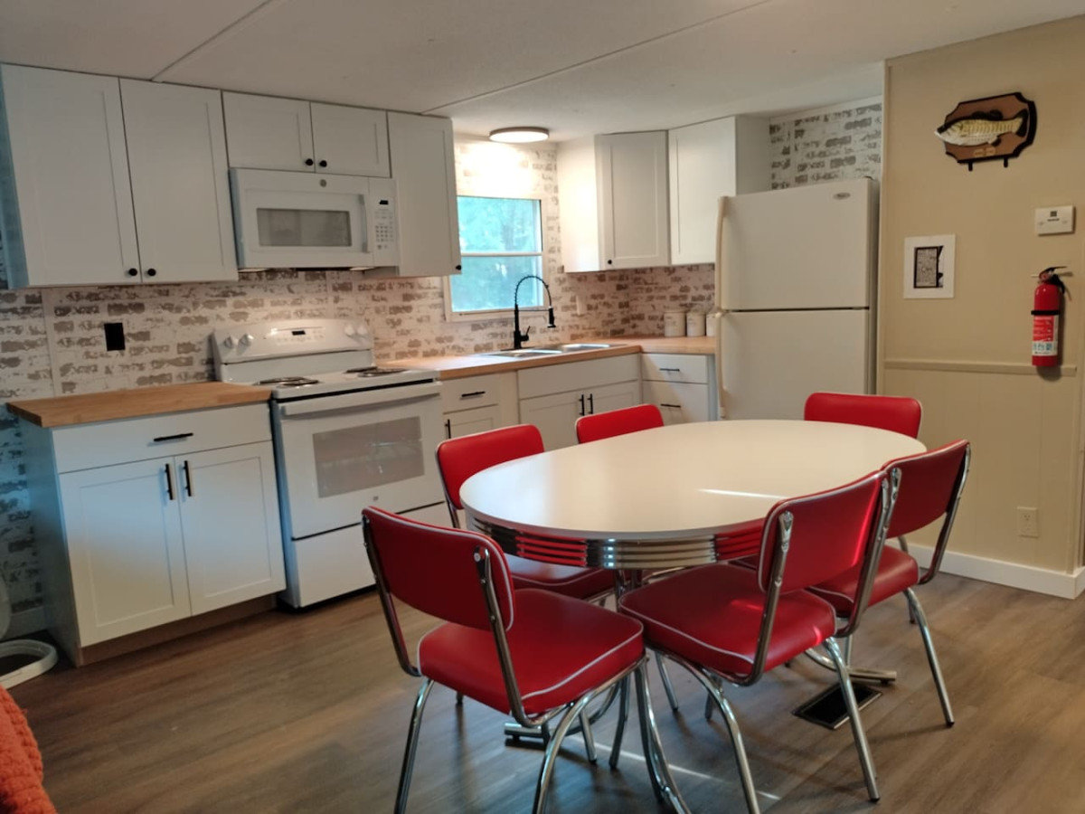 Scottsburg Vacation Rental