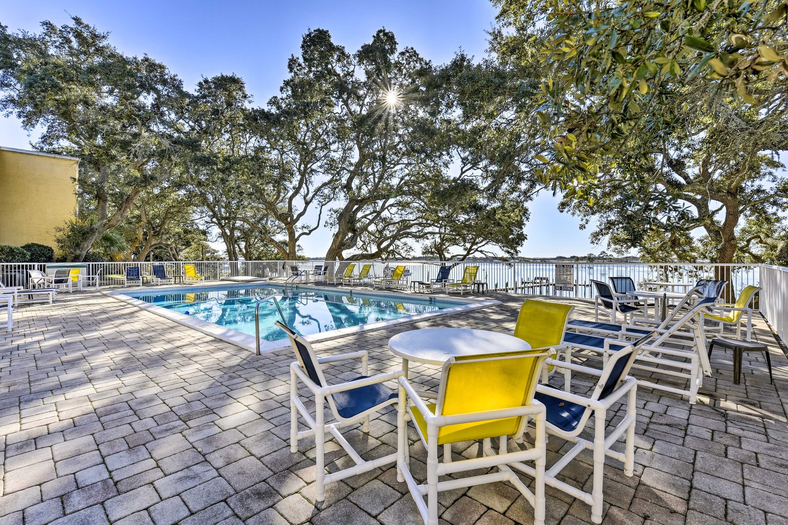 Mary Esther Vacation Rental