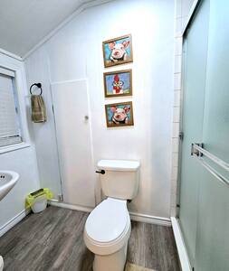 Avinger Vacation Rental