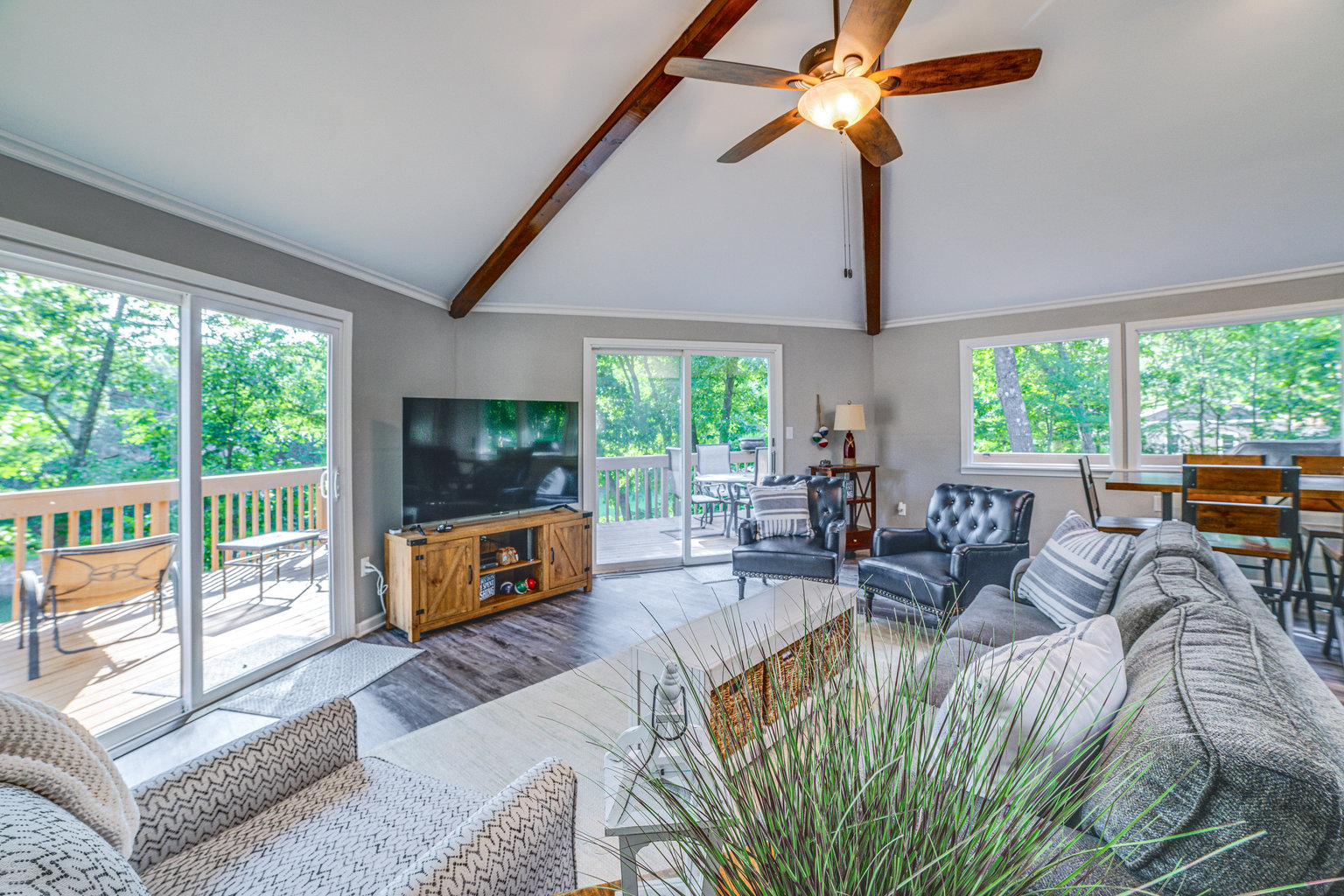 Gilbertsville Vacation Rental