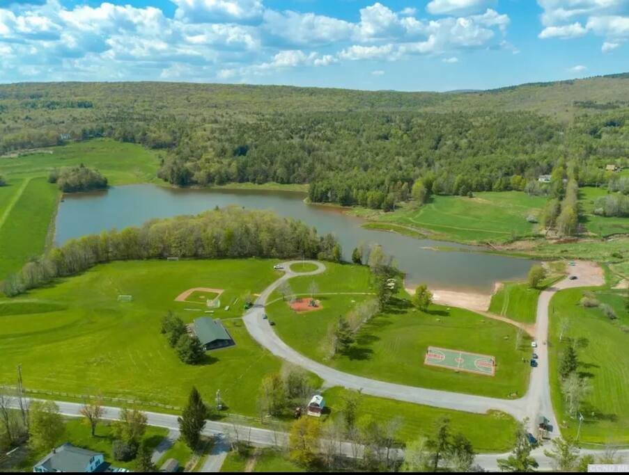 Log House in Windham Vacation Rental