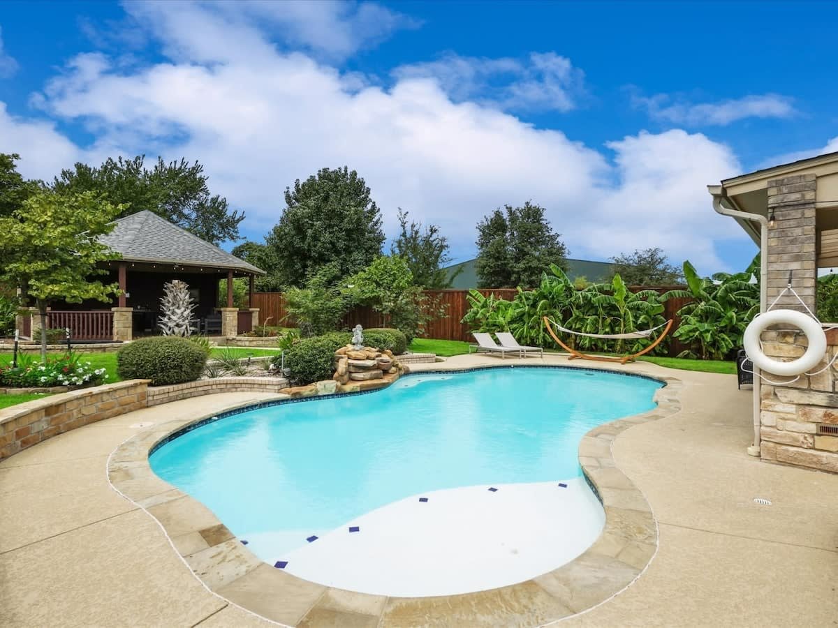 Kennedale Vacation Rental
