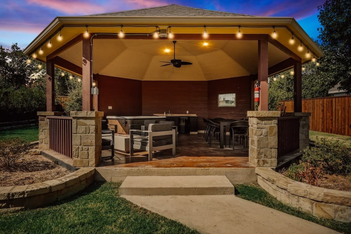 Kennedale Vacation Rental