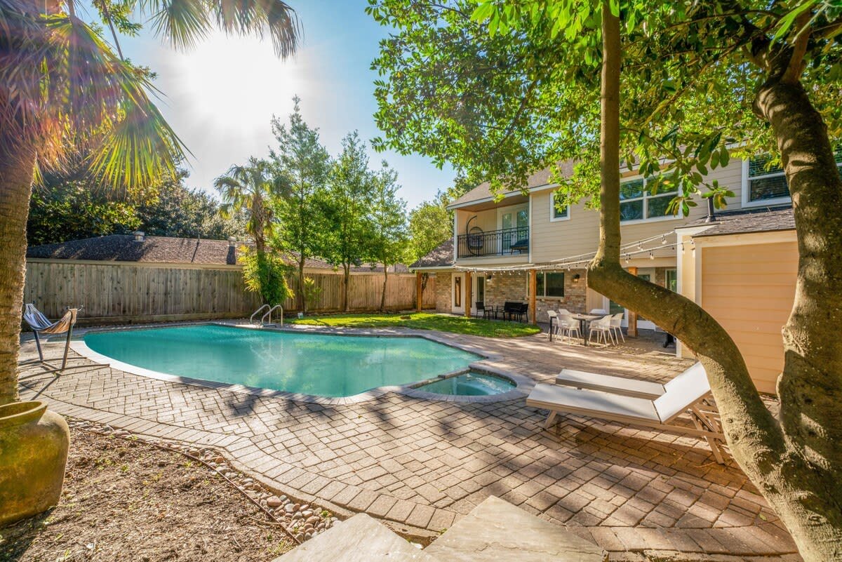 Jersey Village Vacation Rental