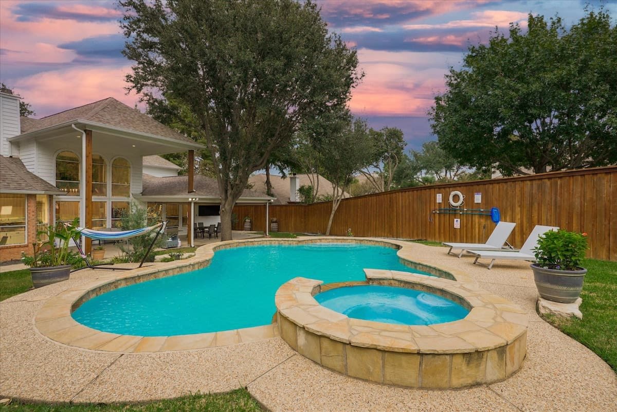 Grand Prairie Vacation Rental