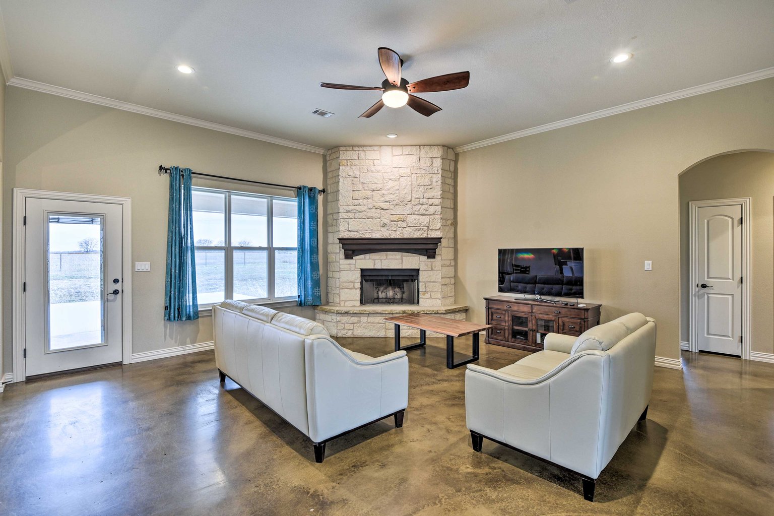 Krum Vacation Rental