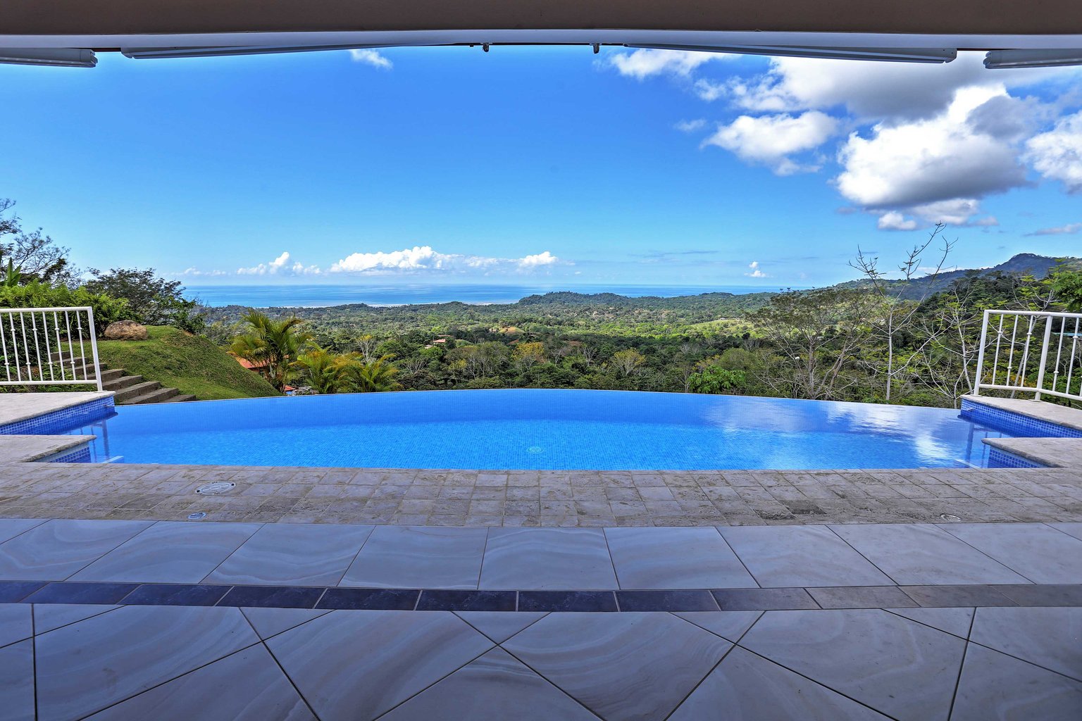 Ciudad Cortés Vacation Rental