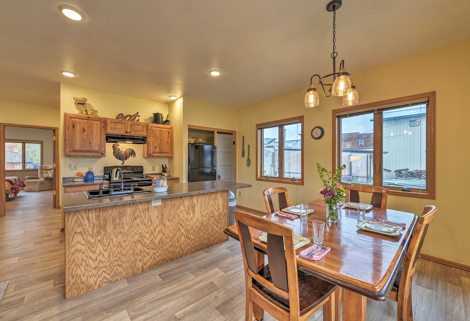 Ten Sleep Vacation Rental