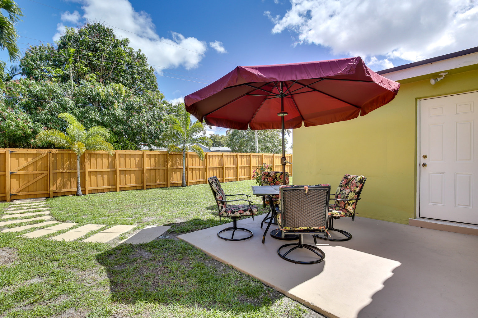 Hollywood Vacation Rental