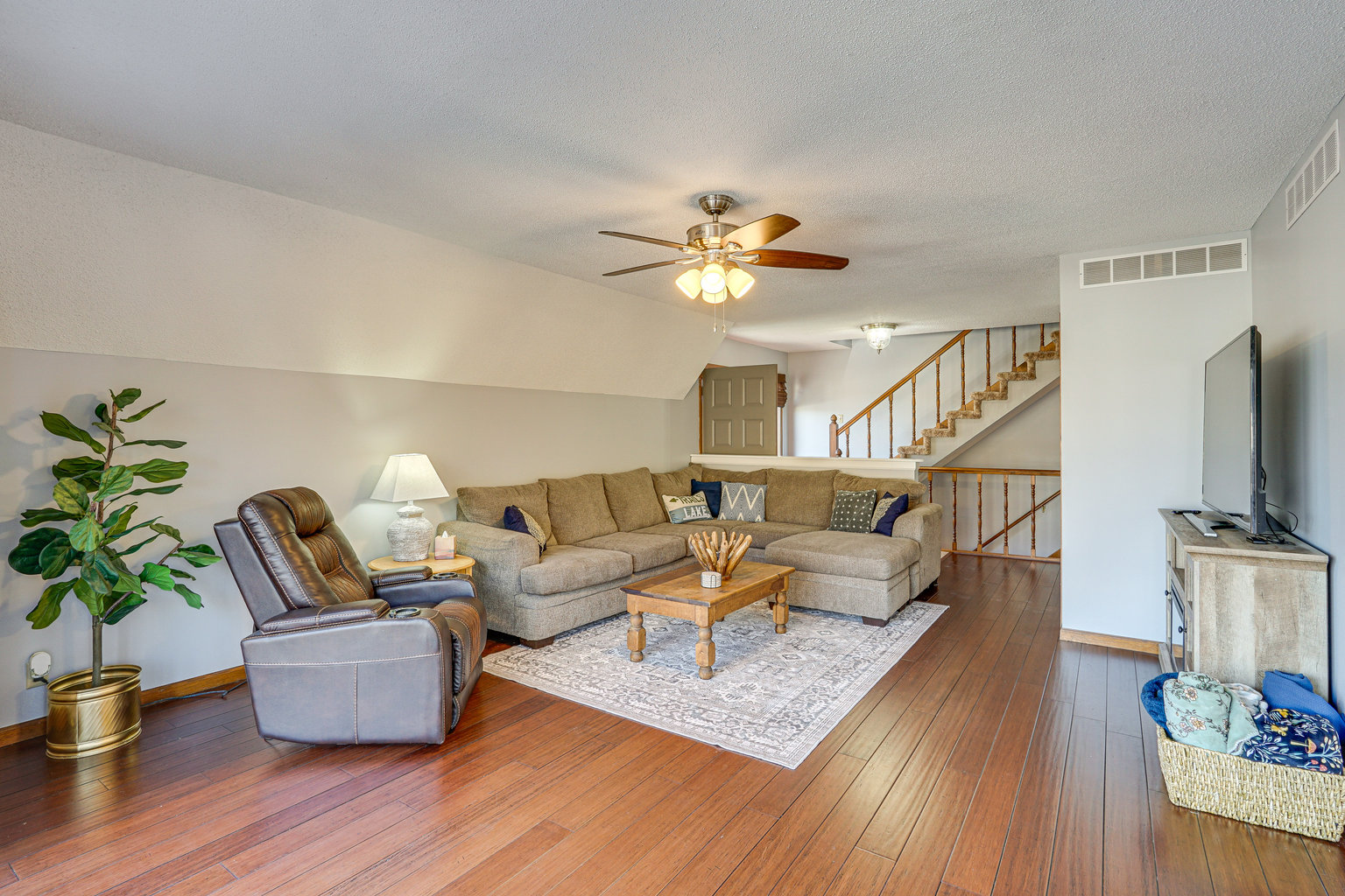 Gravois Mills Vacation Rental