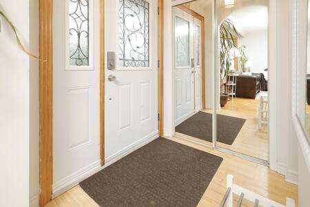 Mississauga Vacation Rental