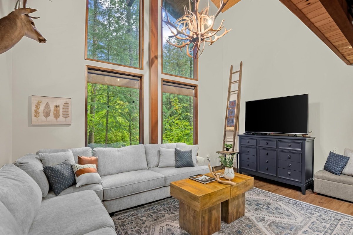 Rhododendron Vacation Rental