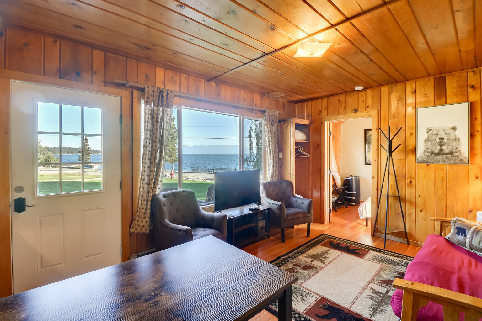 Lakeside Vacation Rental