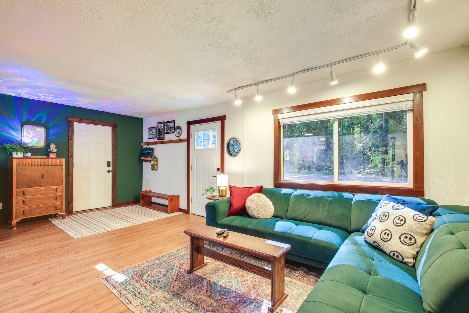 Rhododendron Vacation Rental