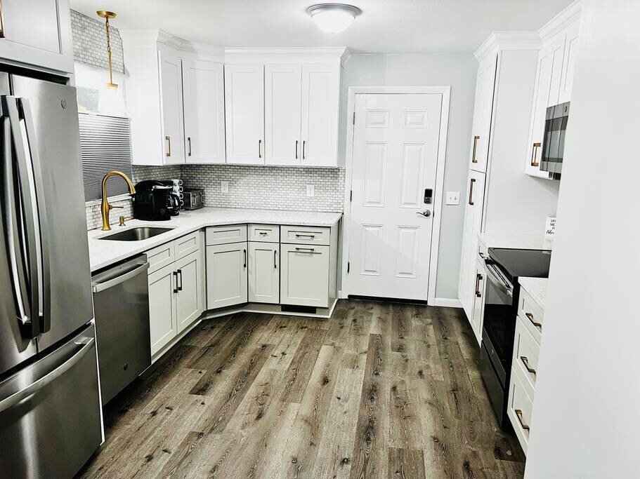 Hadley Vacation Rental