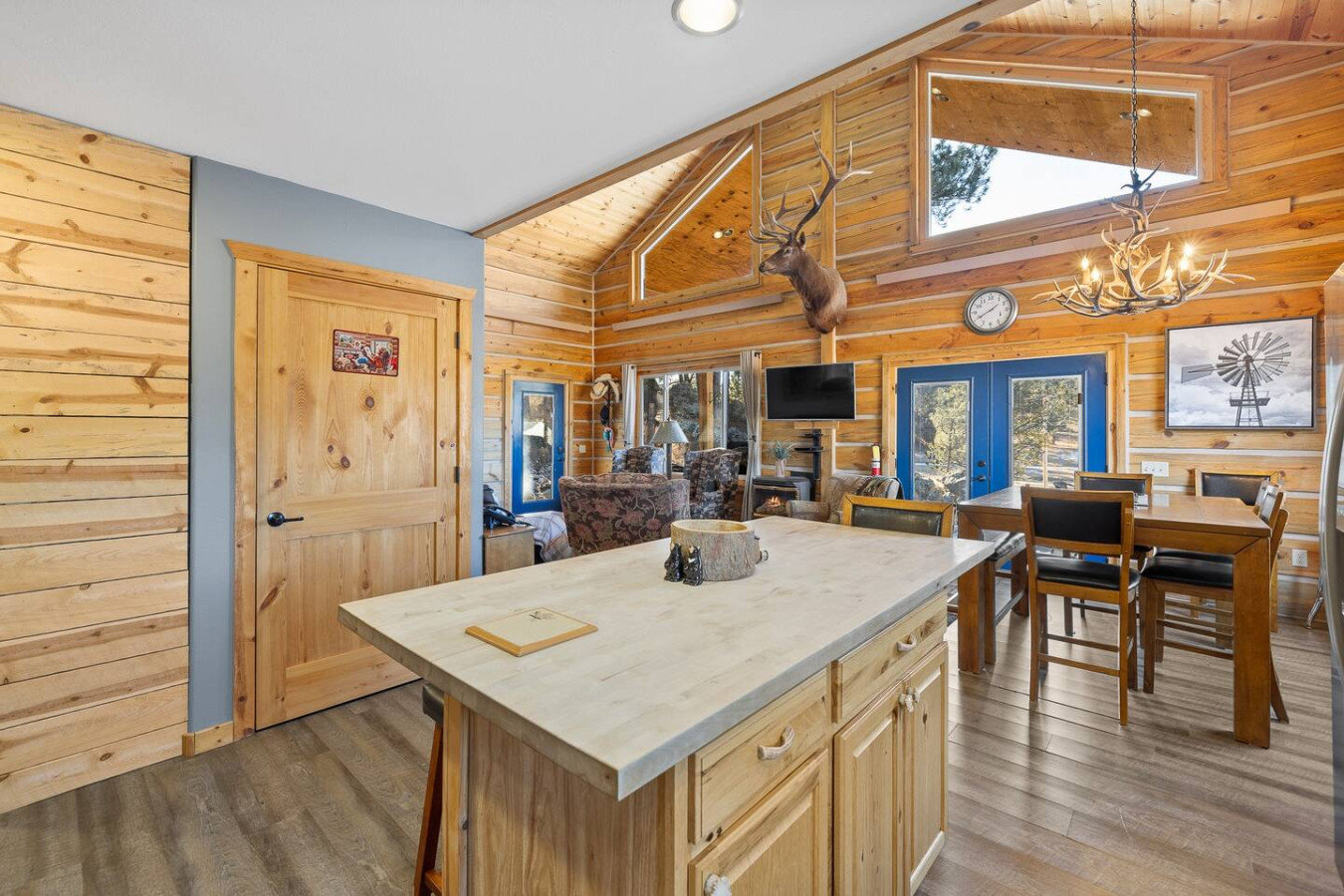 Custer Vacation Rental