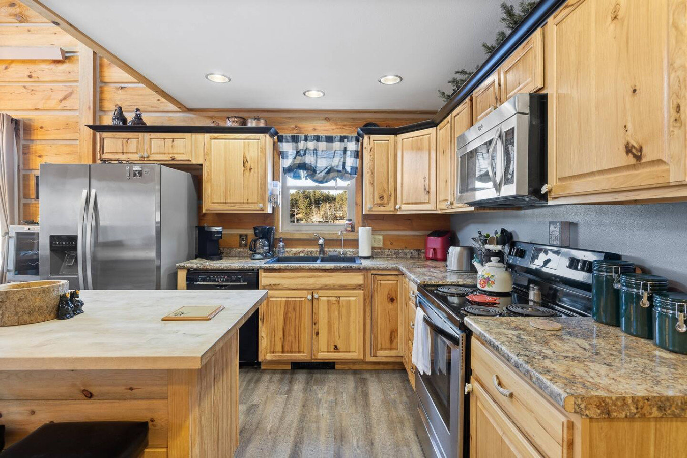 Custer Vacation Rental