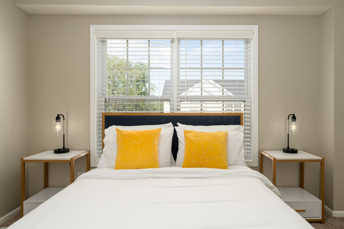 Oak Creek Vacation Rental