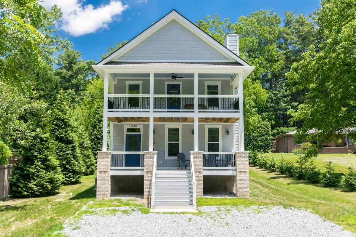 Flat Rock Vacation Rental