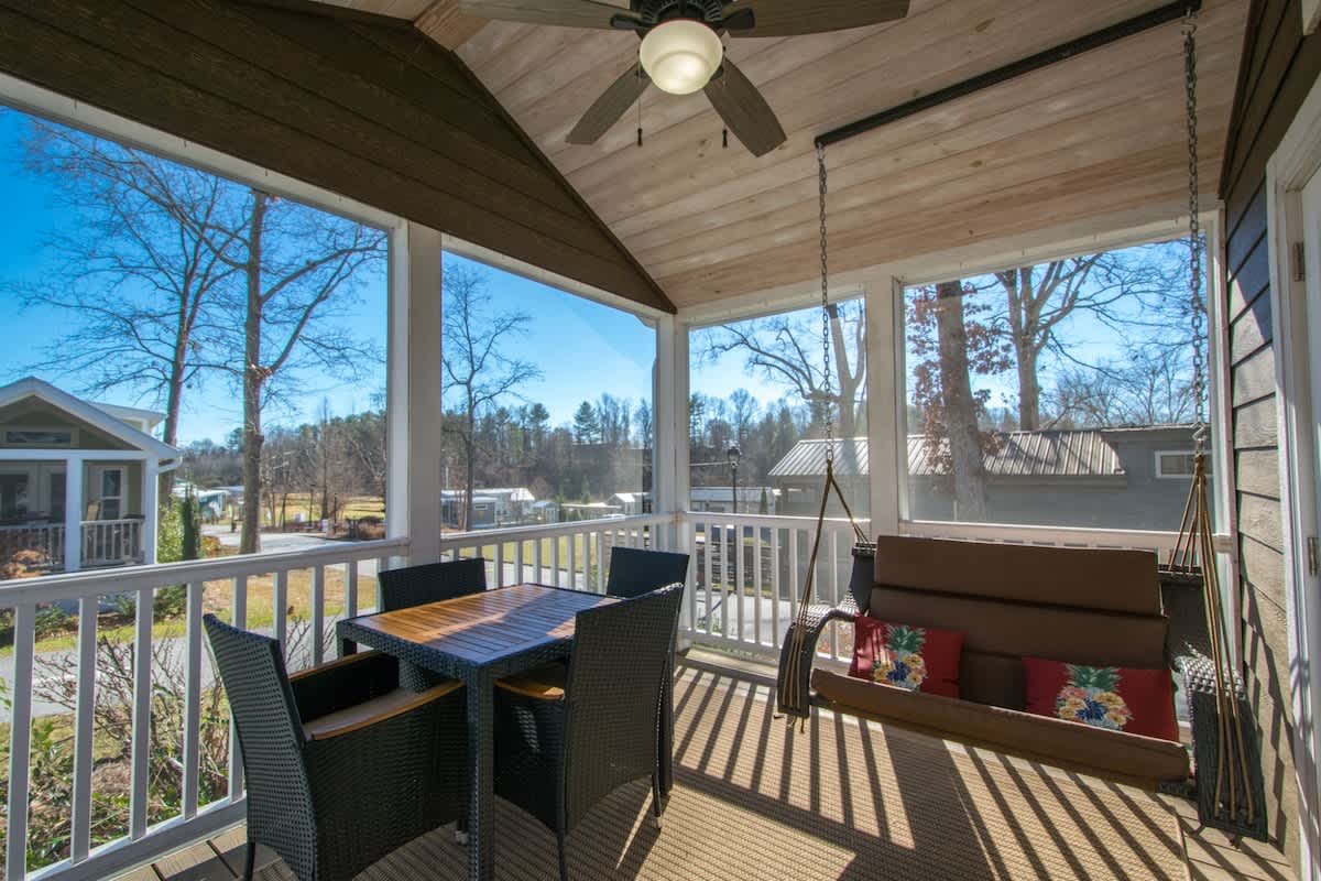 Flat Rock Vacation Rental