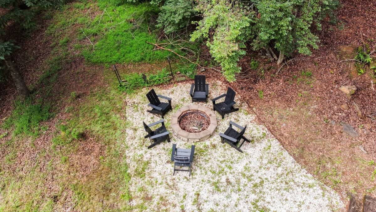 Mill Spring Vacation Rental