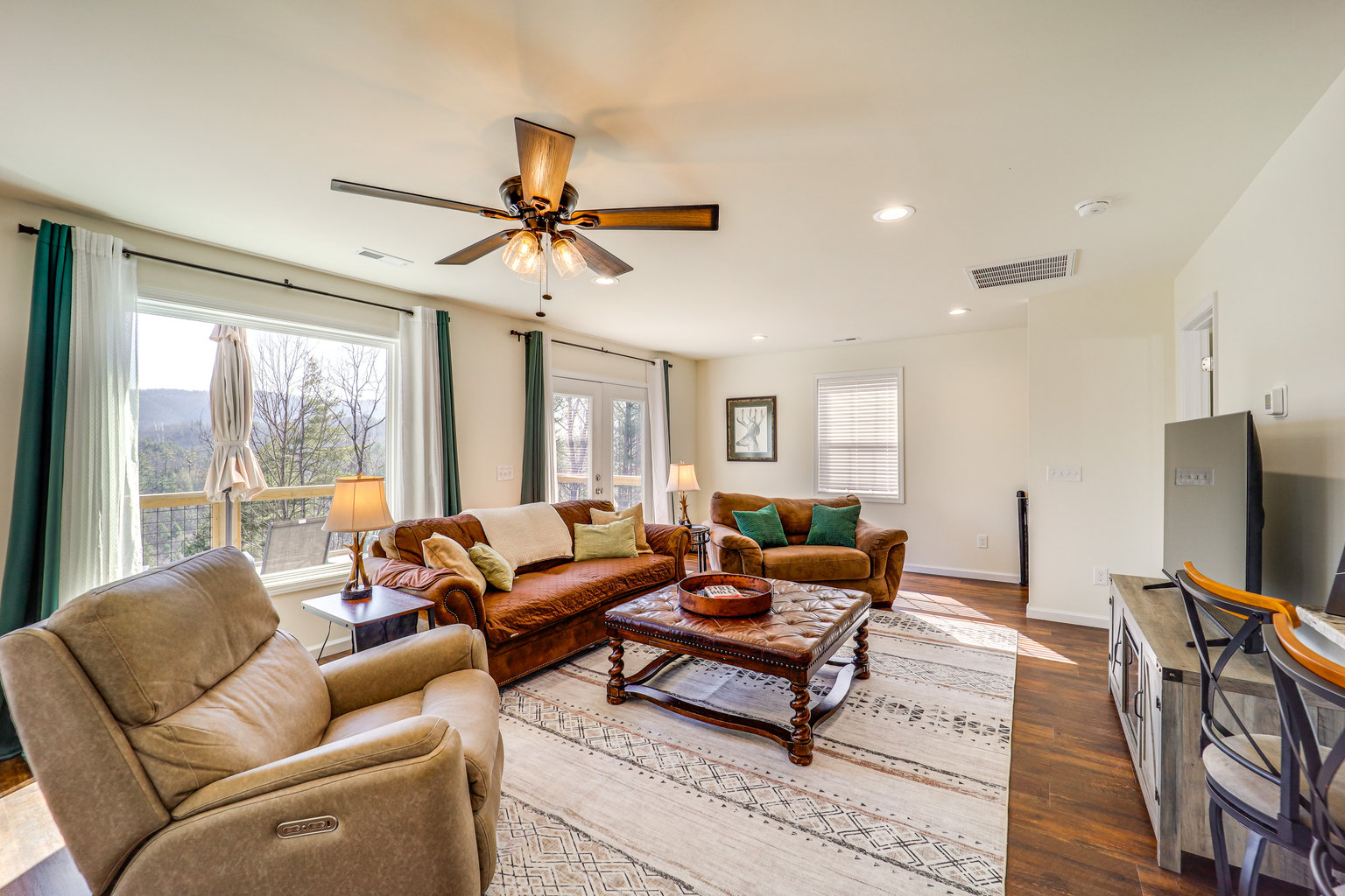 Lenoir Vacation Rental